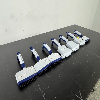 Rainin Pipet-Lite XLS Multichannel Pipettes - Quantity 7 image 0